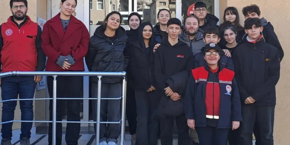 719d4167-68c5-4e7b-a3d3-8017e2d3693f