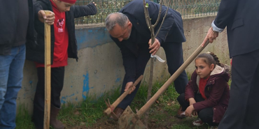 e309cab6-4173-430a-ba43-56da088e7b3d